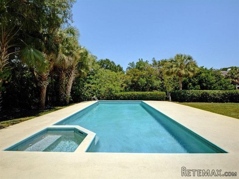 3 bedroom House For Sale: 527 E.. - 2