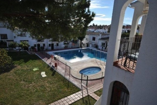 2 Bed Town House for sale in Marbella - 2
