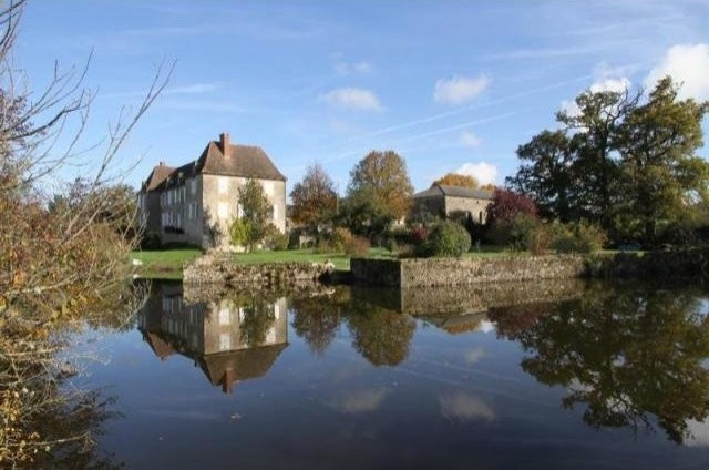 8 bedroom Manor House For Sale: 86430.. - 2