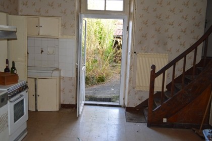 Property to refresh in Ruffec - great.. - 2