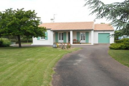 Stone House For Sale St Jean D Angely - 2