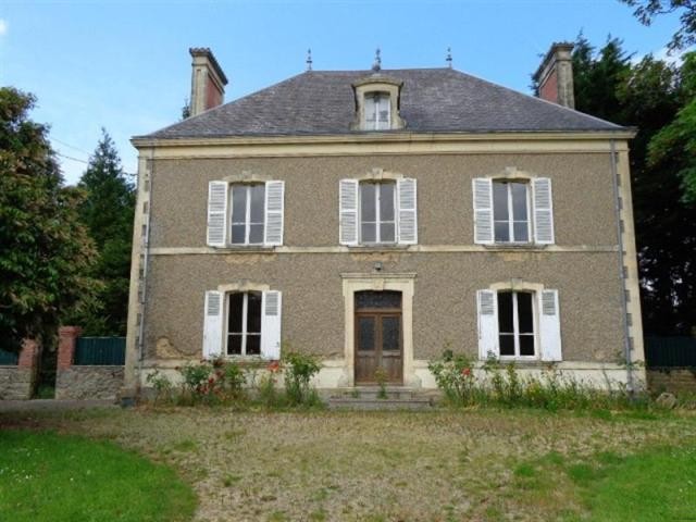 Mansion House with 5 Bedrooms