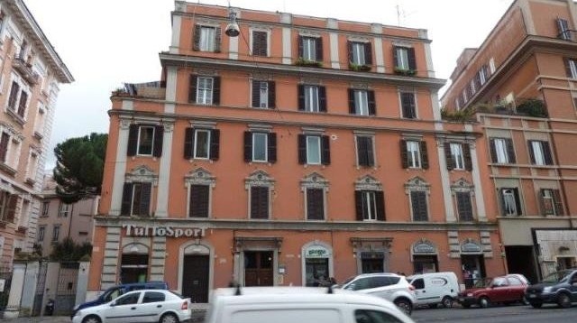 4 Bedrooms - Apartment - For Sale