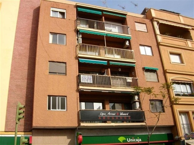 2 Bed Apartment for sale in Fuengirola
