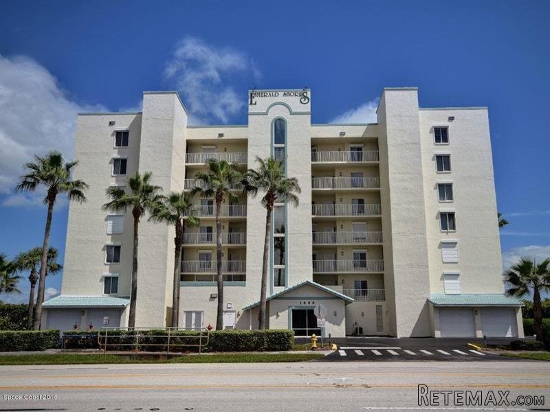 3 bedroom Flat For Sale: 1405 Highway.. - 2