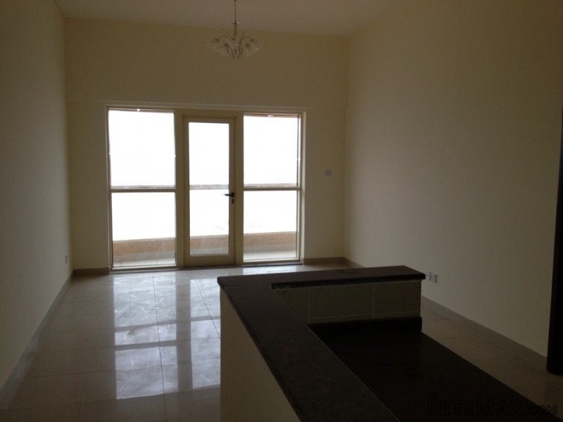 Investment deals below AED 800,000 in..