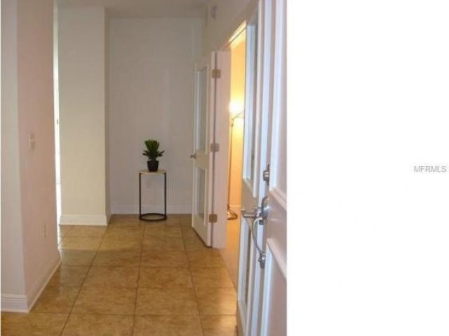 2 bedroom Property For Sale: 628.. - 2