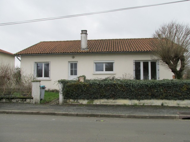 Detached 2 Bedroom Bungalow