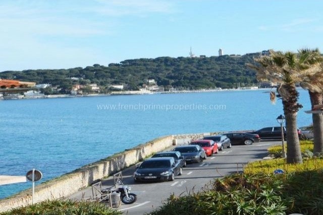 Sale Apartment - Antibes Vieil Antibes