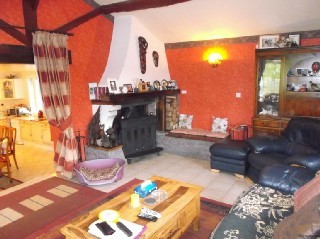 Lovely Country House & Outbuilding - 2