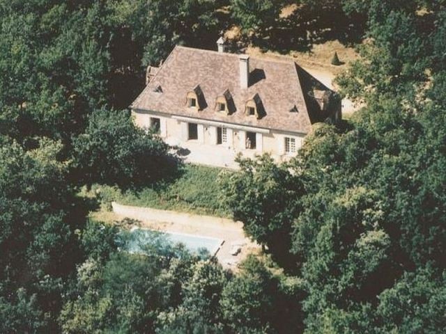 Perigordian Chartreuse With 7 Bedrooms..