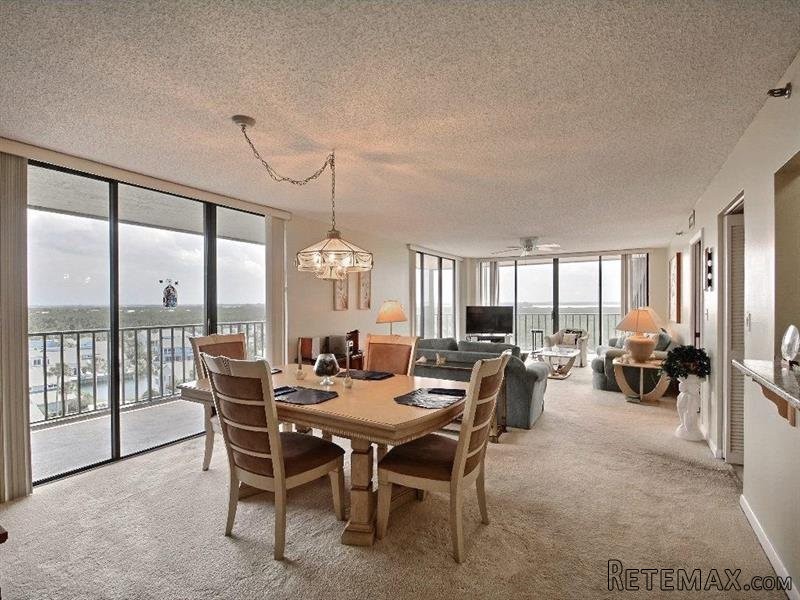 2 bedroom Flat For Sale: 5047 N Highway.. - 2