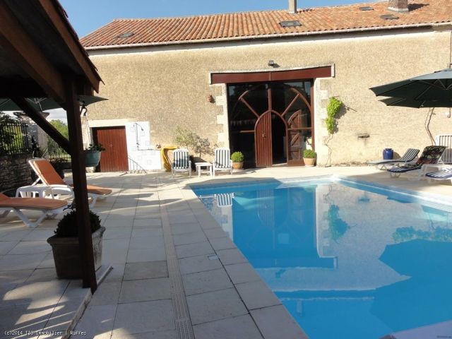 2 Beautifully Renovated Stone Houses.. - 2