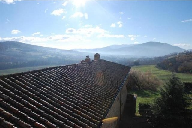 9 bedroom House For Sale: Perugia.. - 2