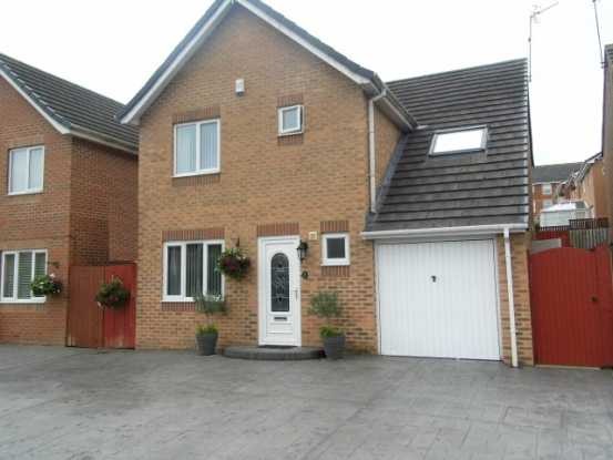 4 bedroom, Detached House house for sale