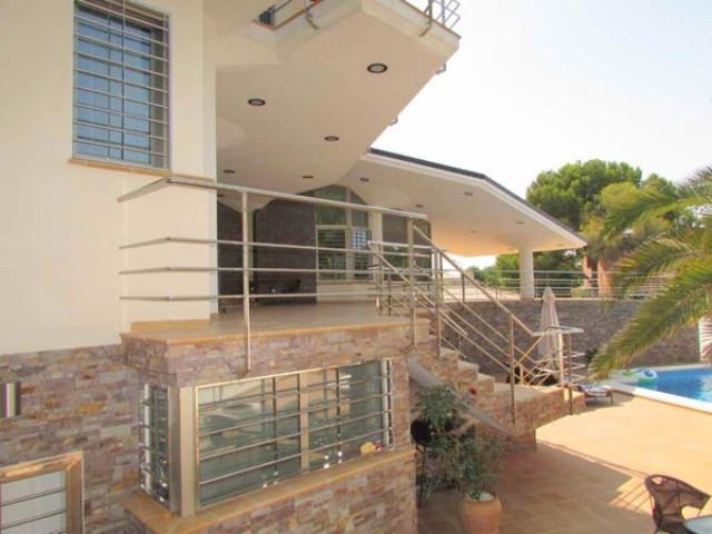 AMAZING VILLA - 2