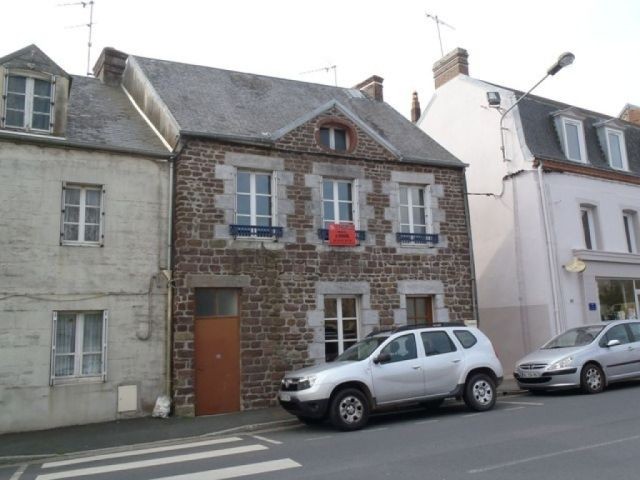 Cerences - House For Sale