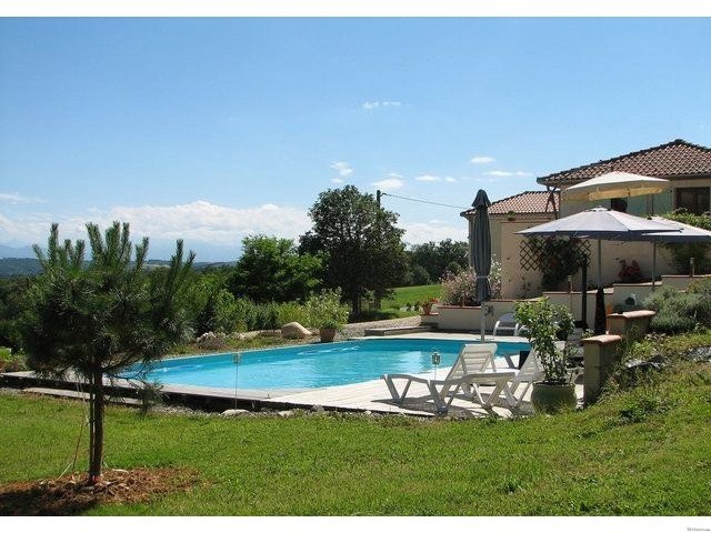 Fantastic Property to Provide Income - 2