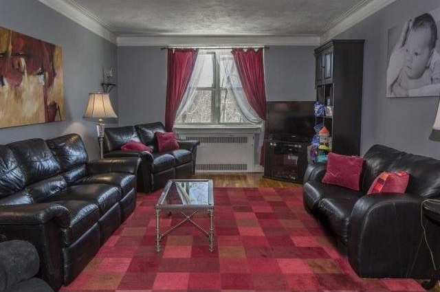 2 bedroom Co-op For Sale: Bronxville..