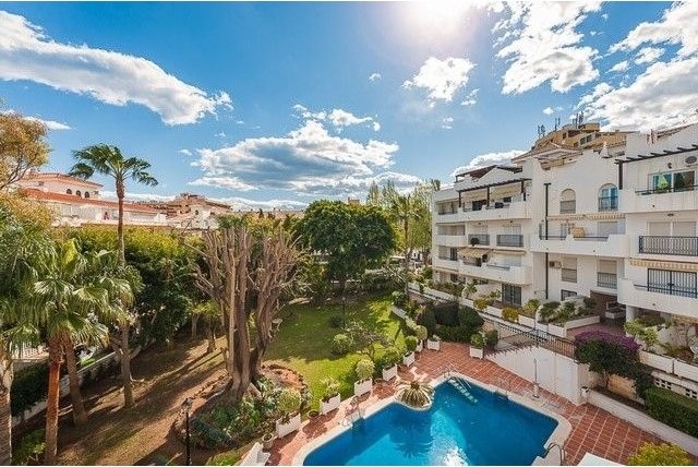 Apartment - This is a beautiful duplex..