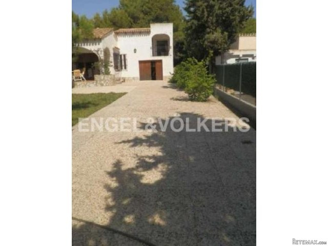 BEAUTIFUL HOUSE IN PUNTA PRIMA - 2