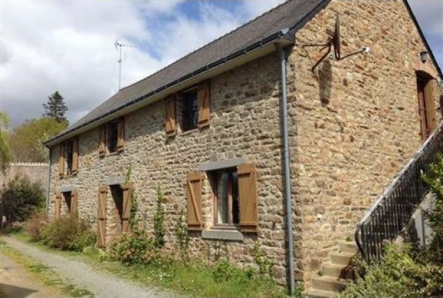 Stone Build House In Riec Sur Belon..