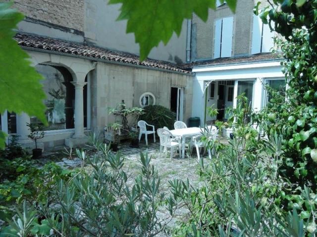 7 bedroom Town House For Sale: 86000..