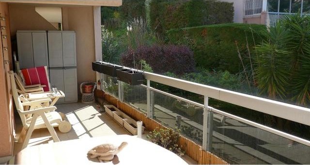 Perfect condition three bedroom - 2