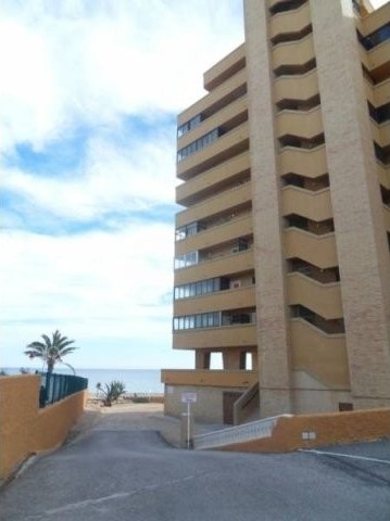 2 Bedrooms - Property - Alicante - For..