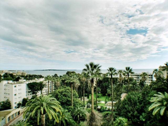 Appartment of 196m2 for sale sea views