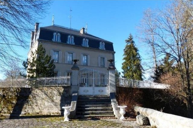 7 bedroom House For Sale: 23200 AUBUSSON - 2