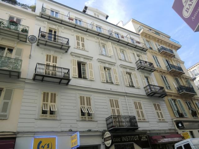 Bright apartment duplex only minutes.. - 2