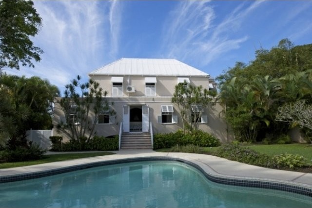 11 bedroom Property For Sale: Lion..