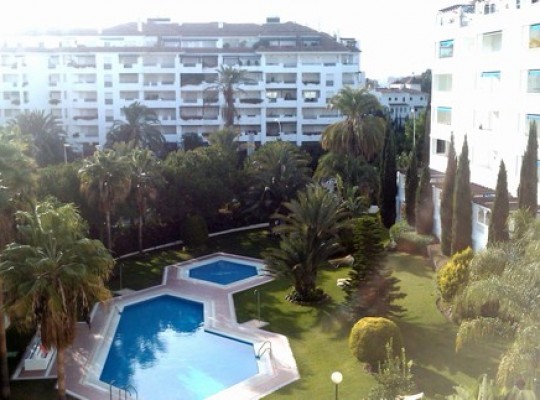 Apartment for sale in Playas del Duque..