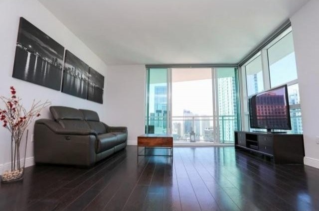 2 bedroom Flat For Sale: 951 BRICKELL.. - 2