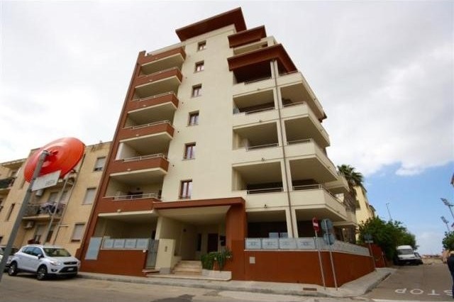 3 Bedrooms - Apartment - For Sale