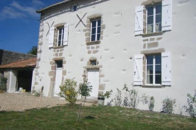 3 bedroom Character For Sale: 79340.. - 2
