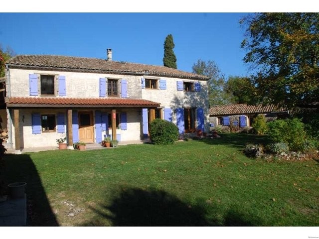 Characterful Stone House And Gite