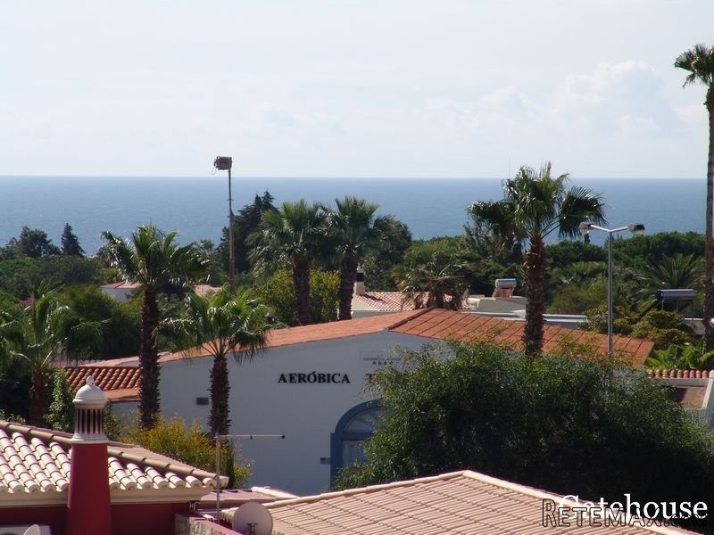 2 Bed Apartment In Carvoeiro For Sale.. - 2