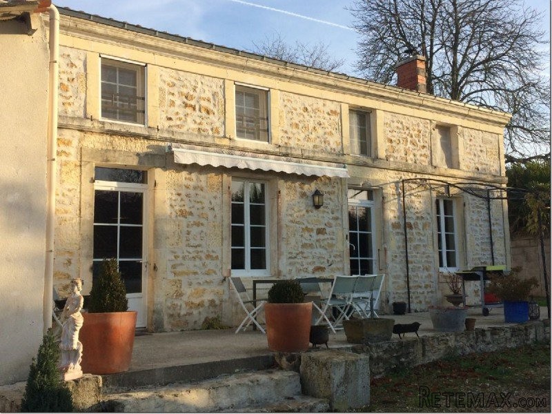 Coup De Coeur, Well Renovated Stone..