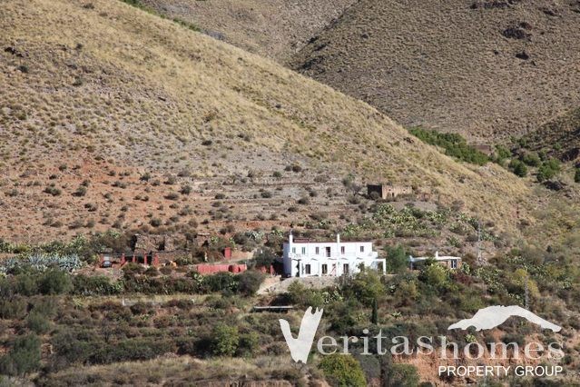 Ref: VHCT1031 - Cortijo/Finca for Sale..
