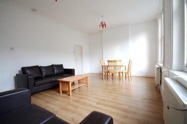 2 bed flat to rent - 2