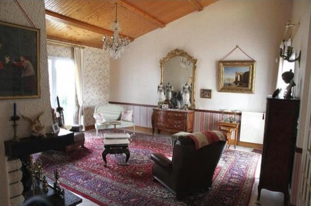 4 bedroom House For Sale: 86000 POITIERS - 2