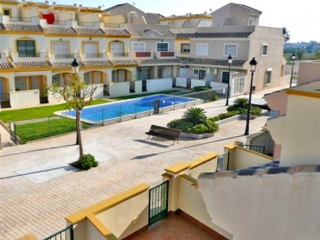 Townhouse in Dolores De Pacheco -..