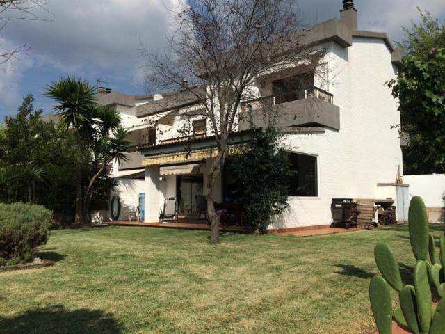 6 bedroom Detached House For Sale:..