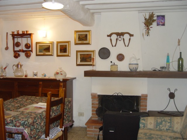 Village/town House - For Sale - South.. - 2