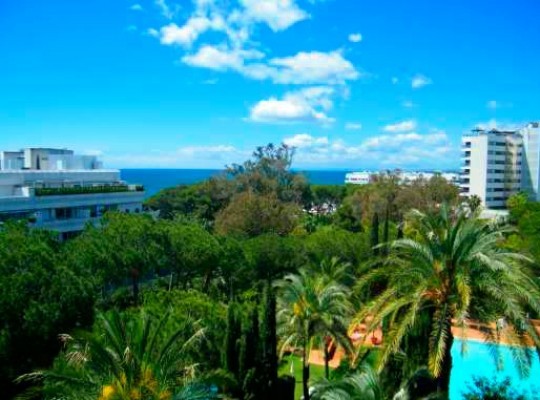 Apartment for sale in Puerto Banus..