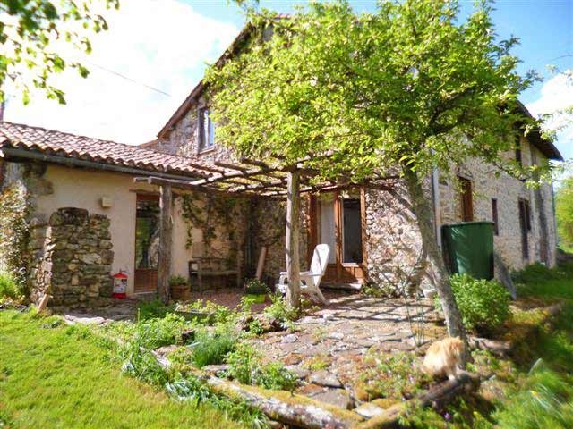 Four Bedroom Stone Cottage With.. - 2