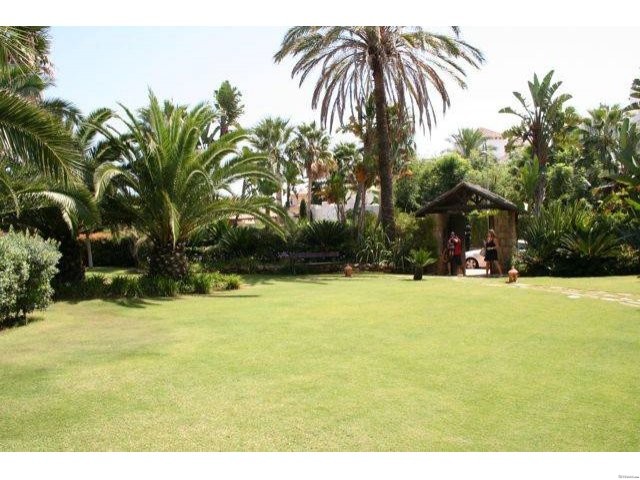 PENTHOUSE FOR SALE IN PUERTO BANUS - 2