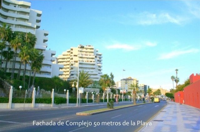 Apartment - LOCATION LOCATION LOCATION.. - 2